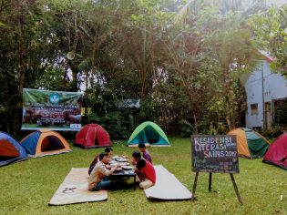 RHD. Sarapan Bersama di Pelataran Mappasomba sebelum Menuju Bandara Hasanuddin untuk Kembali ke Cimahi