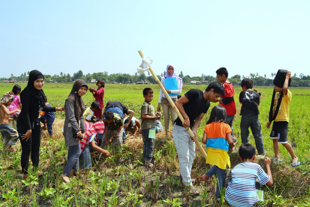 OUTING CLASS salah satu kegiatan di Rumah Hijau Denassa (RHD) di Gowa, Indonesia