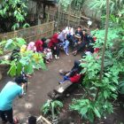 rhd-penggiat-english-petualang-elang-community-di-tempat diskusi rumah-hijau-denassa-rhd-ahad-25-september-2016