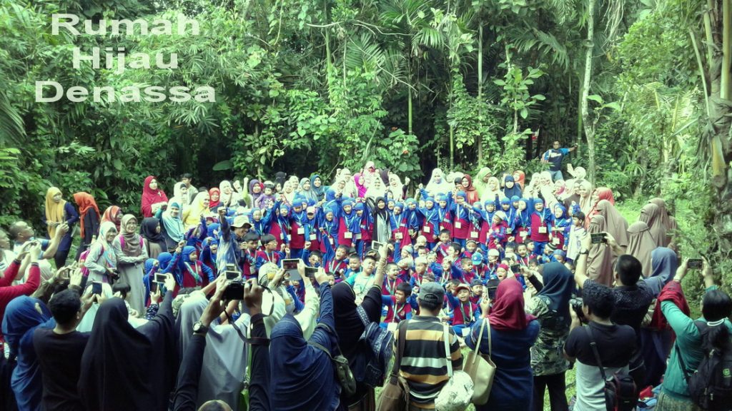 RHD. Out Door Learning Kelas I SDIT Wihdatul Ummah Makassar di Rumah Hijau Denassa (RHD) Sabtu, 04.03.2017