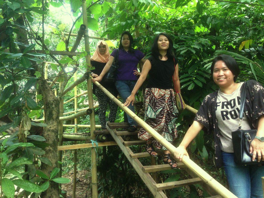 RHD. Kunjungan Lokasi Guru Sunshine Intercultural School (SIE) Makassar ke Rumah Hijau Denassa (RHD)