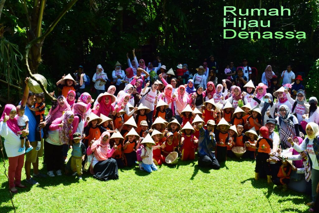 RHD. Outing Class TK Ceria Makassar di Rumah Hijau Denassa (RHD) 08.04.2017