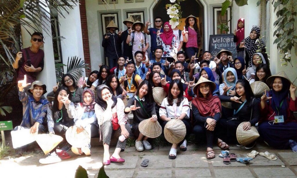 RHD. Siswa Celebes Global School (CGS) Makassar saat Mengikuti Study Visit di Rumah Hijau Denassa (RHD)