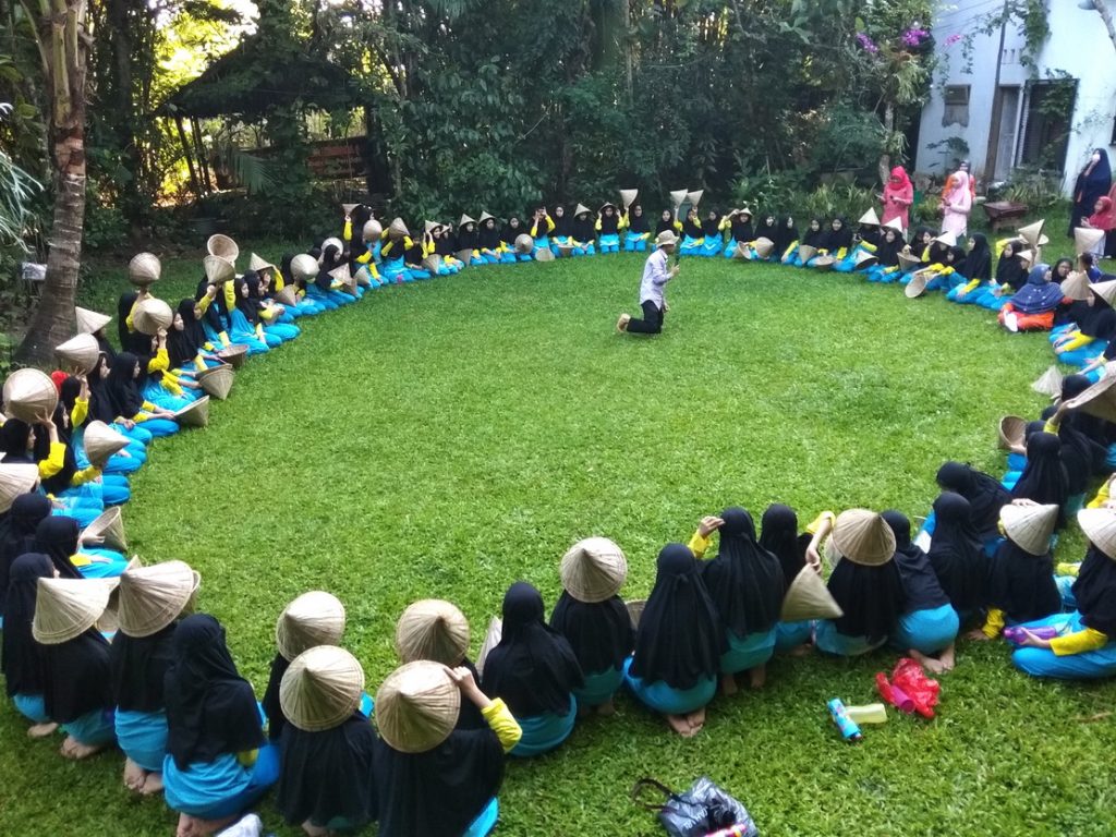 RHD. Siswa MTs Ummul MUkminin Kelas 7 di Rumah Hijau Denassa (13.04.2018)