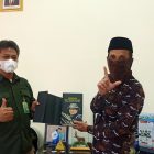 Denassa bersama Kepala Balai BKSDA Sulsel, Thomas Nifimluri (25.05.2021)